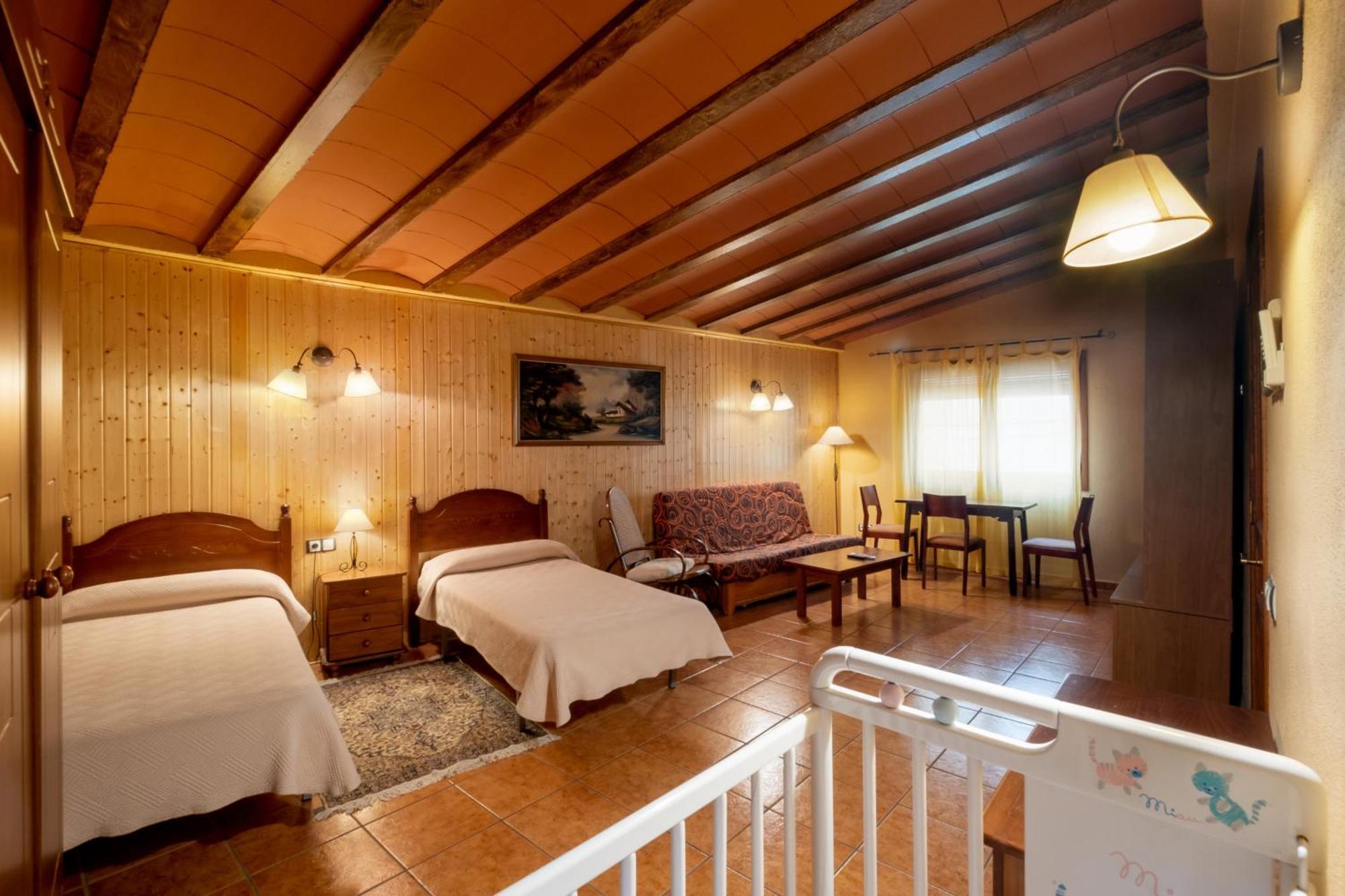 Rural Jorda Guest House Rodonya Exterior photo