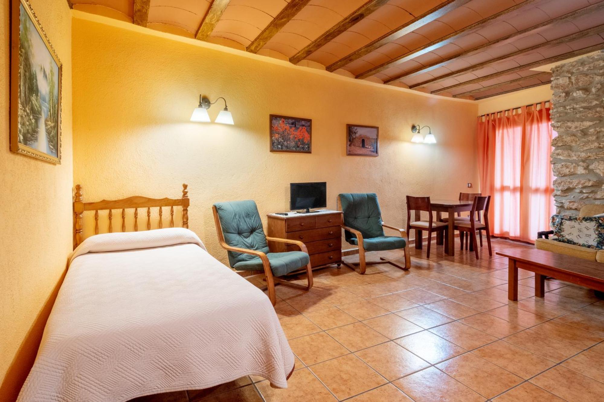 Rural Jorda Guest House Rodonya Exterior photo